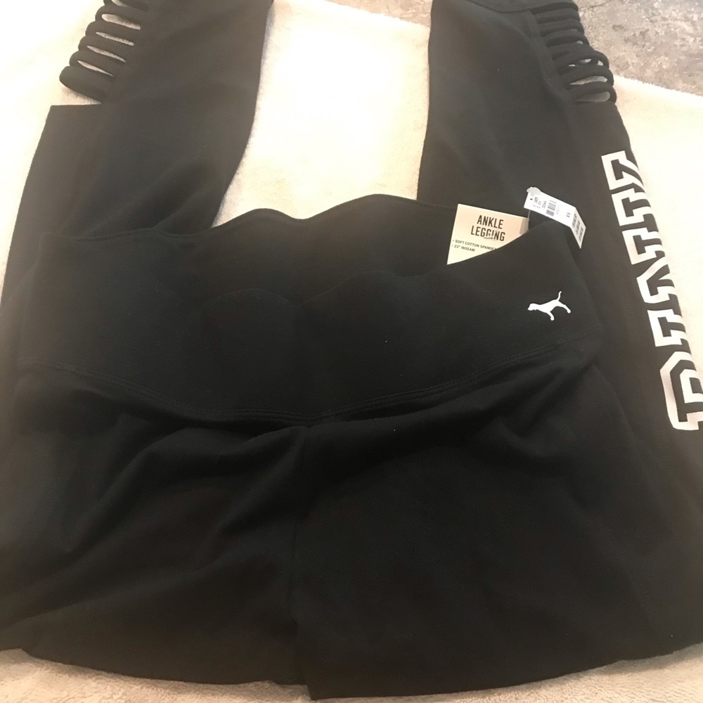 PINK Ankle Length Yoga Legging